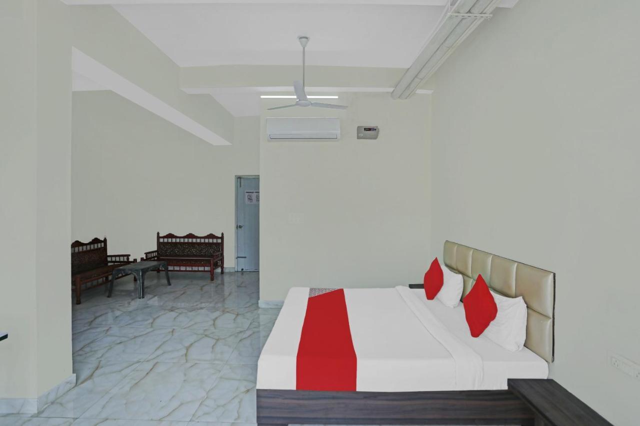 Oyo Flagship 80971 The Lime Tree Bareilly Exterior photo