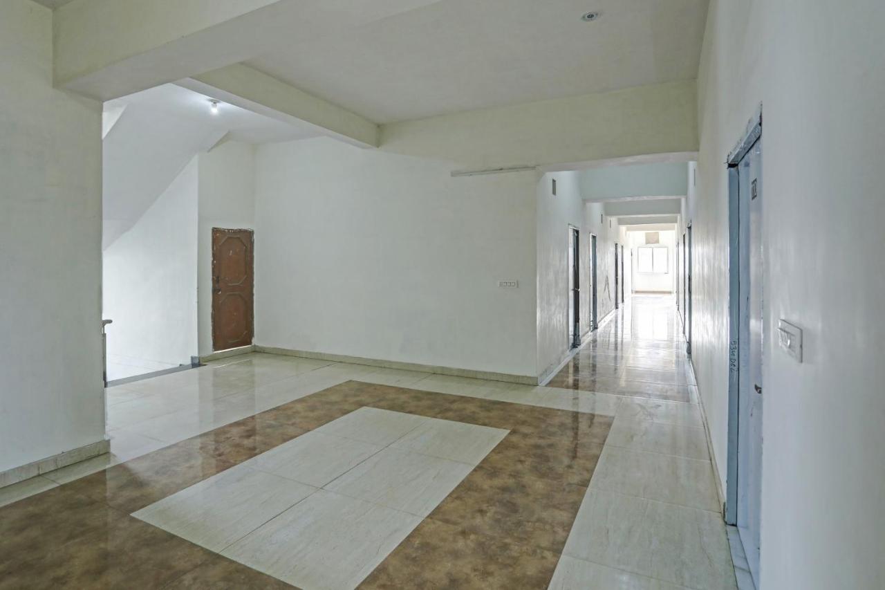 Oyo Flagship 80971 The Lime Tree Bareilly Exterior photo